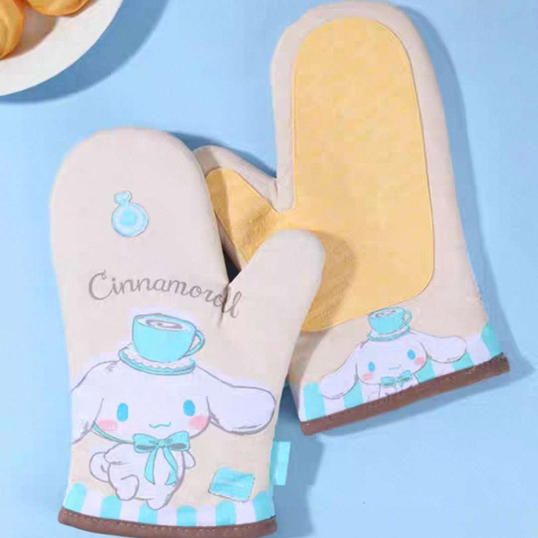 Sanrio Cinnamoroll Oven Mitt