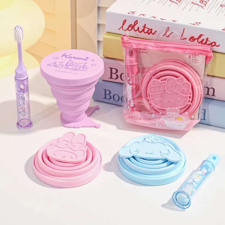 Sanrio Cute Portable Folding Cup Tooth Brush Set