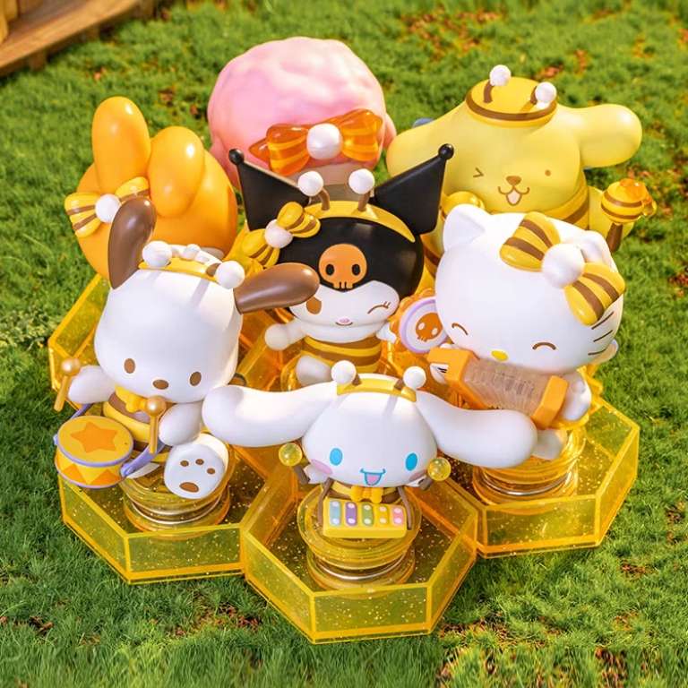 Sanrio bee music forest blind box toy figure