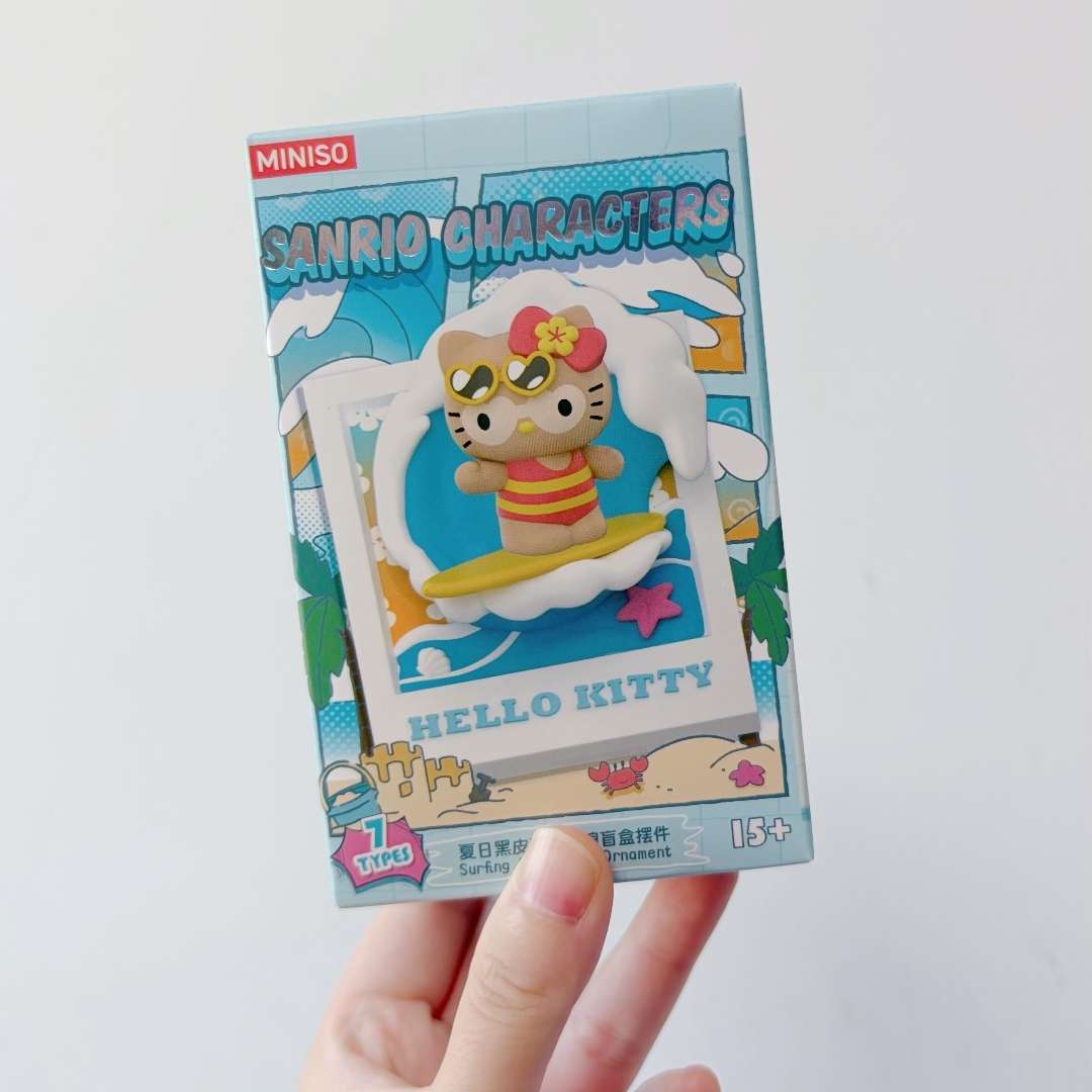 Sanrio Hawaii Tanned Style Magnetic Figures Blind Box - Hello Kitty My Melody Cinnamoroll Kuromi
