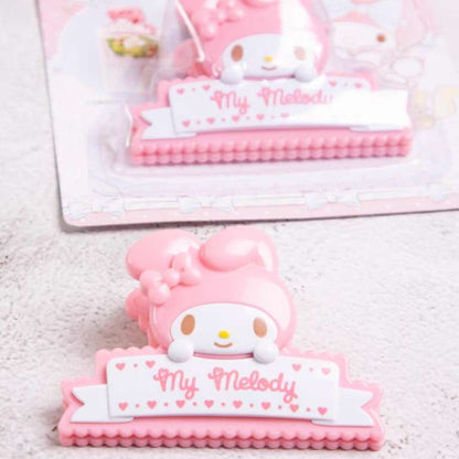 cute pink plastic binder clips