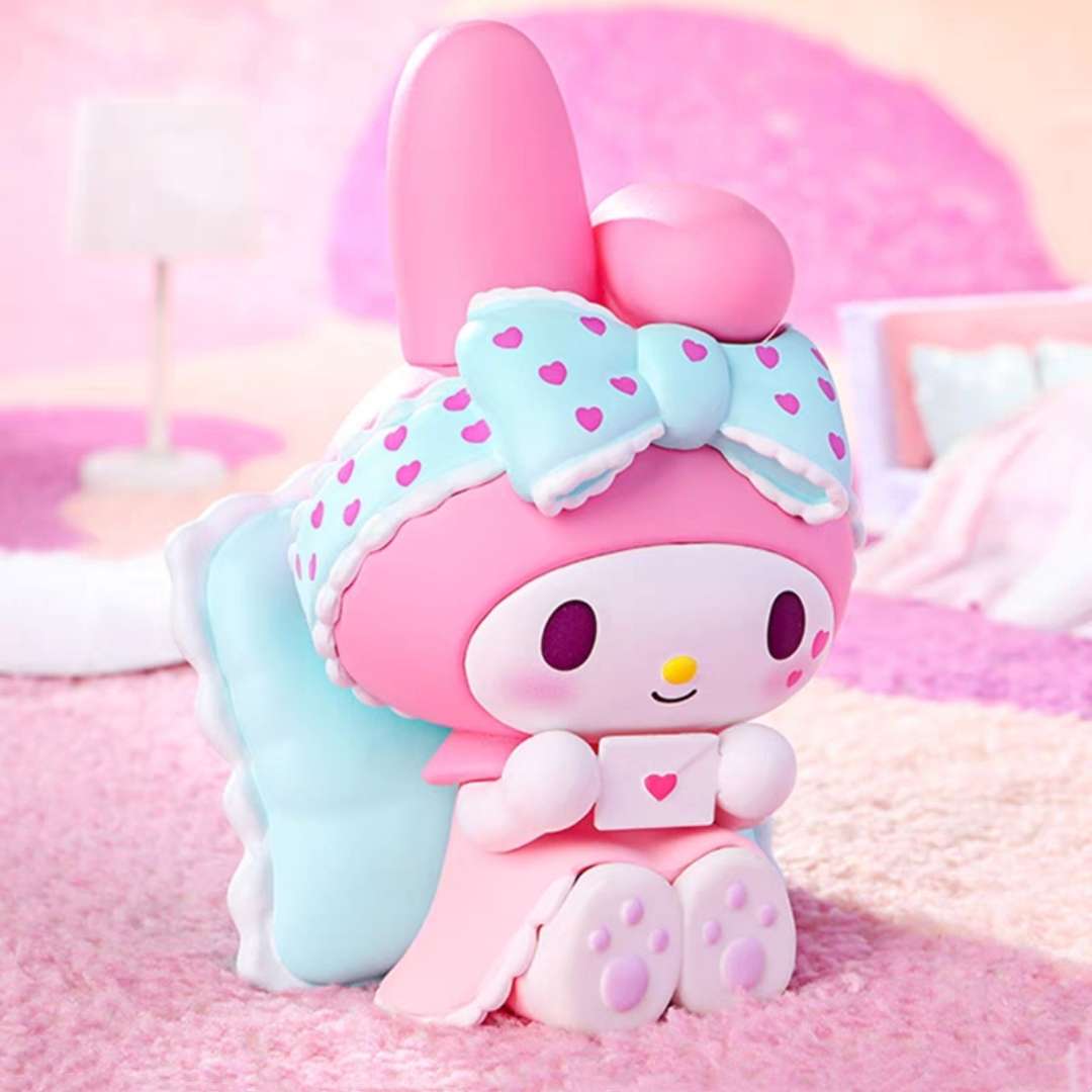 my melody holding love letter sweet toy figure