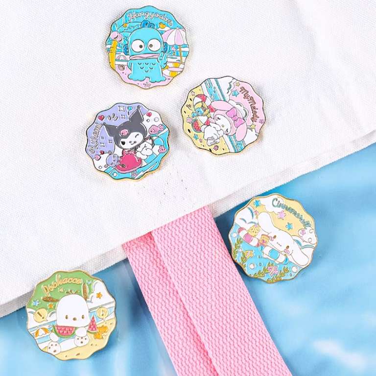sanrio cute lapel pin tote bag accessories